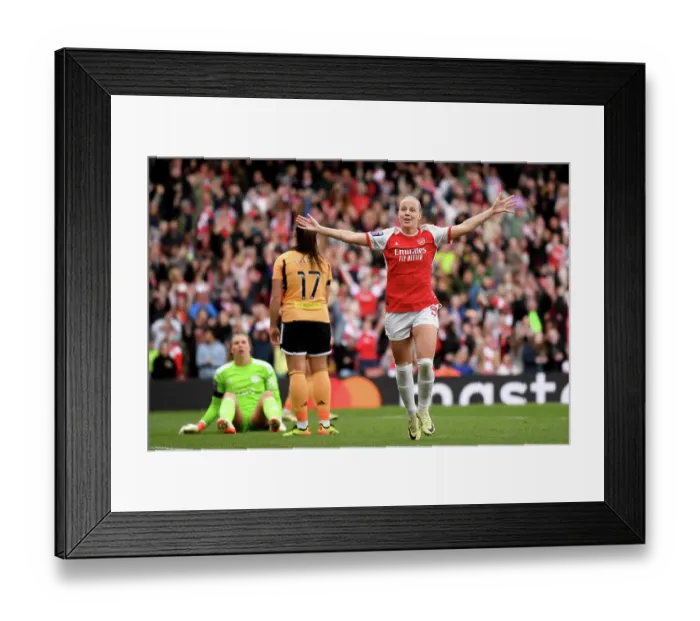 Framed Print : Arsenal FC v Leicester City - Barclays Women's Super League