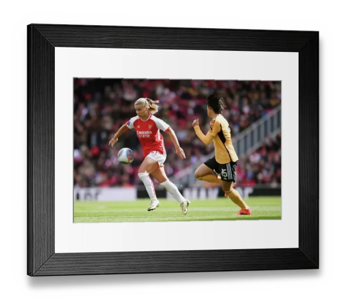 Framed Print : Arsenal FC v Leicester City - Barclays Women's Super League