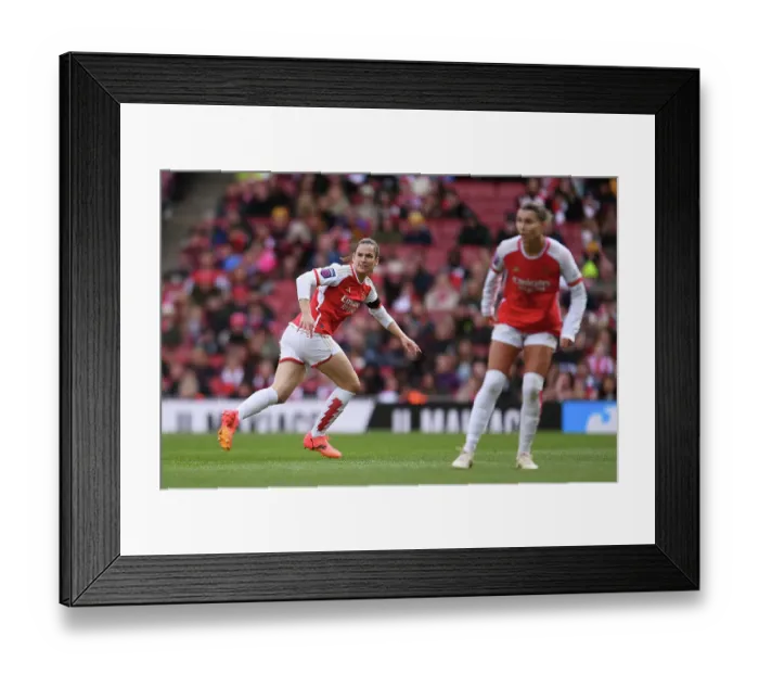 Framed Print : Arsenal FC v Leicester City - Barclays Women's Super League Framed Print : Arsenal FC v Leicester City - Barclays Women's Super League