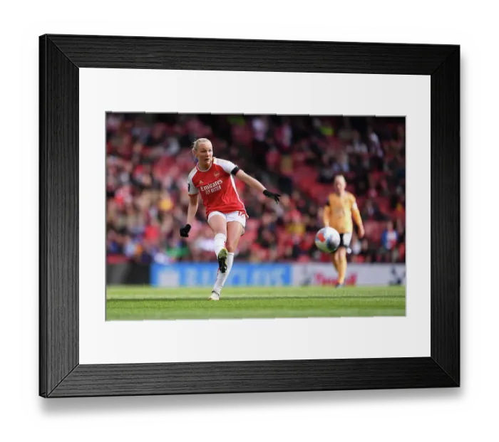 Framed Print : Arsenal FC v Leicester City - Barclays Women's Super League