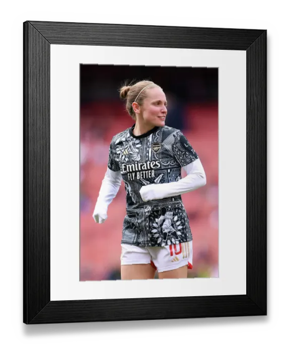 Framed Print : Arsenal FC v Leicester City - Barclays Women's Super League