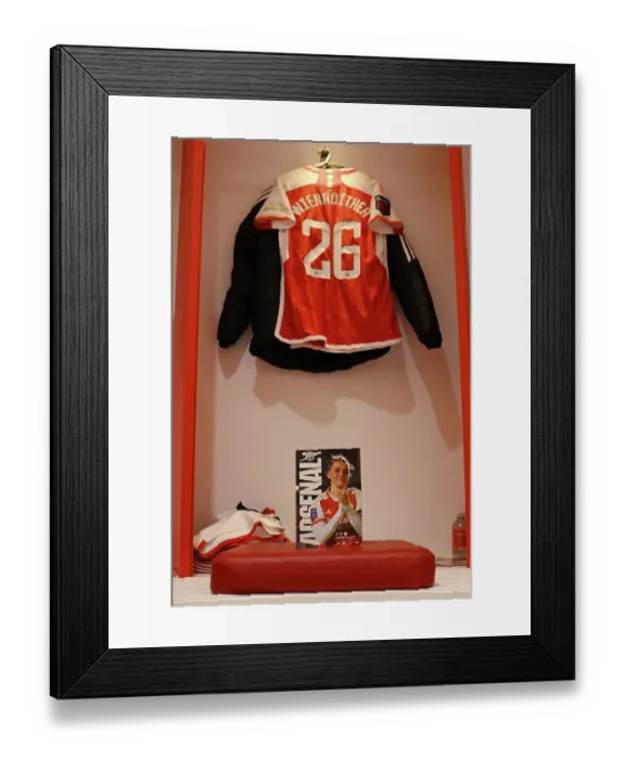 Framed Print : Arsenal FC v Leicester City - Barclays Women's Super League