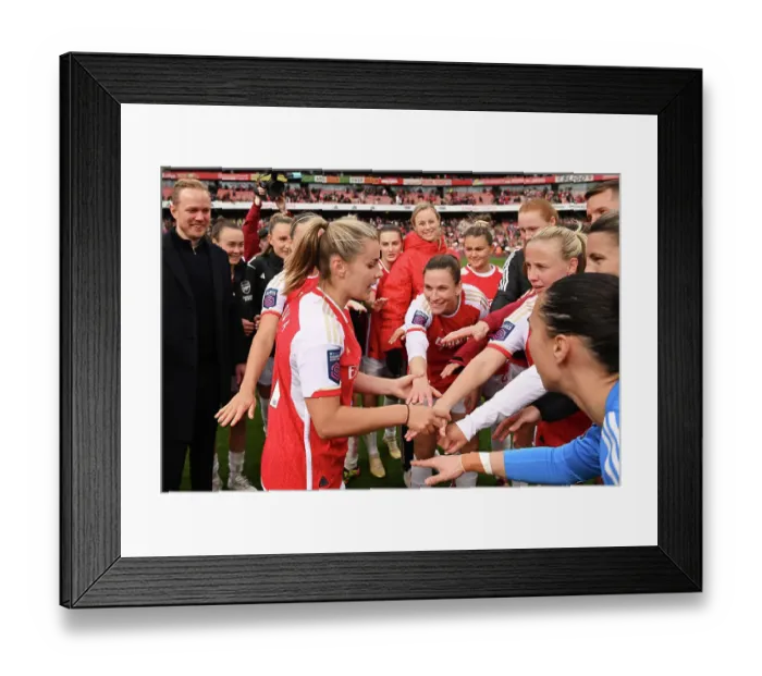 Framed Print : Arsenal FC v Leicester City - Barclays Women's Super League Framed Print : Arsenal FC v Leicester City - Barclays Women's Super League