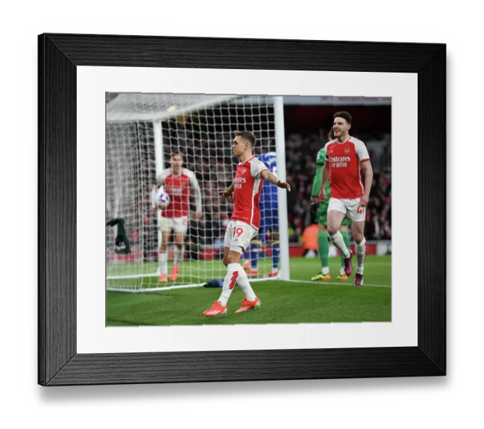 Framed Print : Arsenal FC v Chelsea FC - Premier League Framed Print : Arsenal FC v Chelsea FC - Premier League