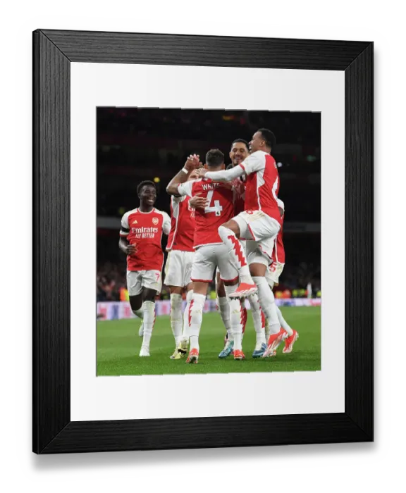 Framed Print : Arsenal FC v Chelsea FC - Premier League Framed Print : Arsenal FC v Chelsea FC - Premier League