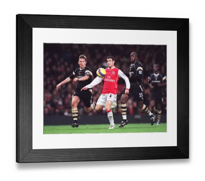 Framed Print : Cesc Fabregas (Arsenal) Matt Holland and Souleymane Diawara (Charlton) Framed Print : Cesc Fabregas (Arsenal) Matt Holland and Souleymane Diawara (Charlton)