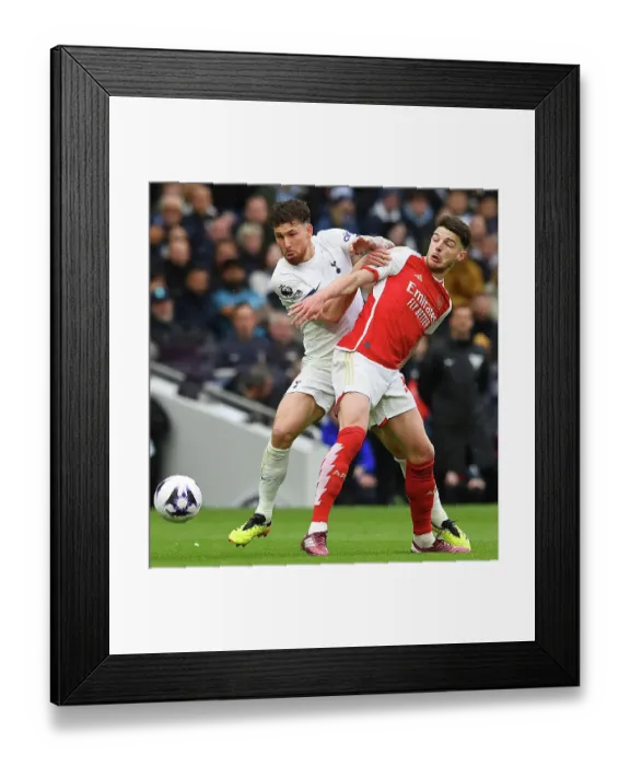 Framed Print : Tottenham Hotspur v Arsenal FC - Premier League