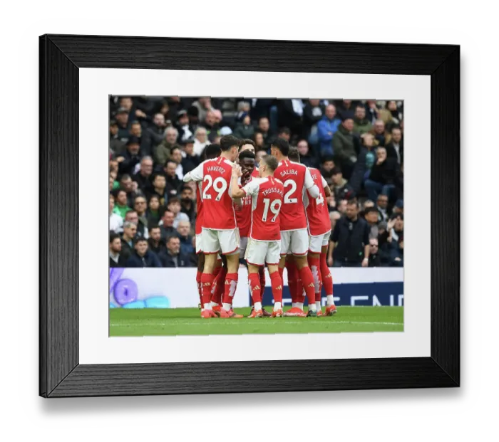 Framed Print : Tottenham Hotspur v Arsenal FC - Premier League