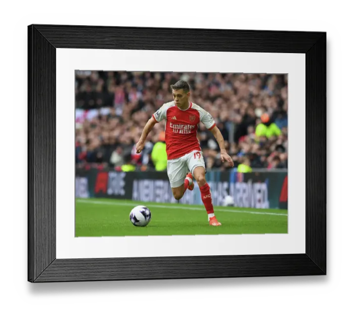 Framed Print : Tottenham Hotspur v Arsenal FC - Premier League