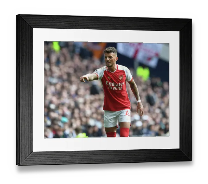 Framed Print : Tottenham Hotspur v Arsenal FC - Premier League