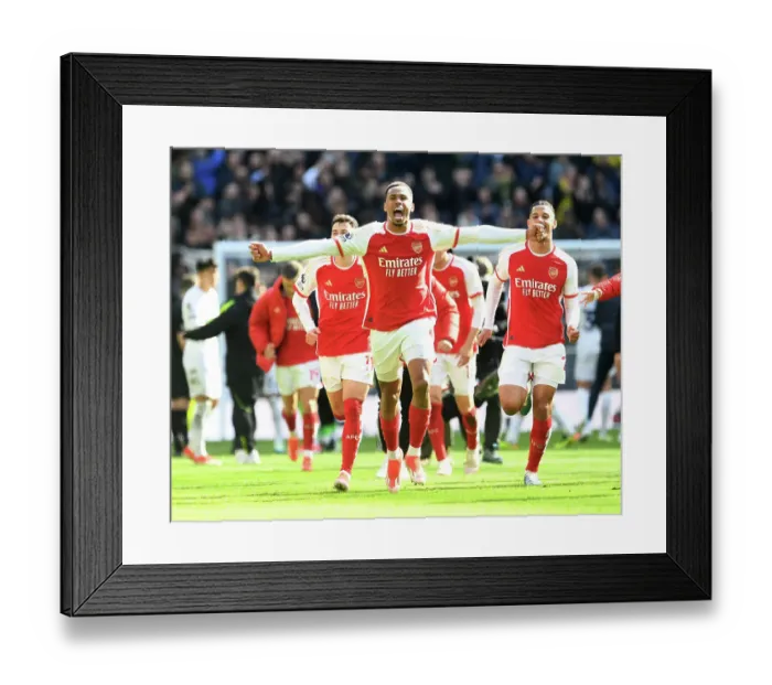 Framed Print : Tottenham Hotspur v Arsenal FC - Premier League