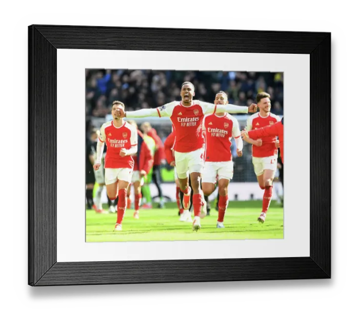 Framed Print : Tottenham Hotspur v Arsenal FC - Premier League