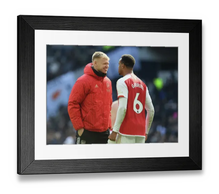 Framed Print : Tottenham Hotspur v Arsenal FC - Premier League
