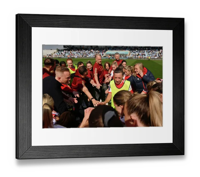 Framed Print : Manchester City v Arsenal FC - Barclays Women's Super League