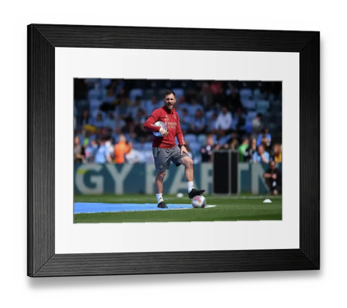 Framed Print : Manchester City v Arsenal FC - Barclays Women's Super League