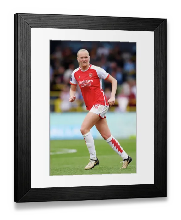 Framed Print : Manchester City v Arsenal FC - Barclays Women´s Super League Manchester City v Arsenal FC - Barclays Women´s Super League