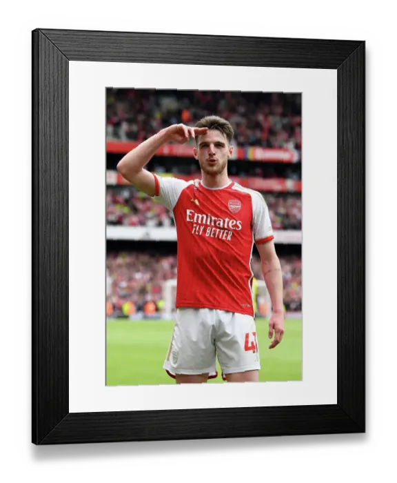 Framed Print : Arsenal FC v AFC Bournemouth - Premier League Framed Print : Arsenal FC v AFC Bournemouth - Premier League