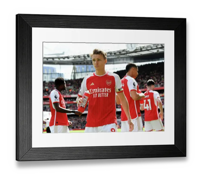 Framed Print : Arsenal FC v AFC Bournemouth - Premier League