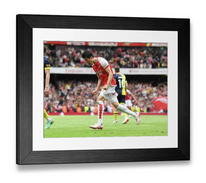 Framed Print : Arsenal FC v AFC Bournemouth - Premier League