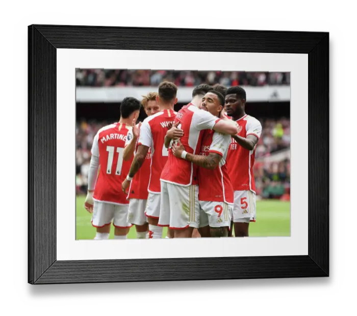 Framed Print : Arsenal FC v AFC Bournemouth - Premier League Framed Print : Arsenal FC v AFC Bournemouth - Premier League