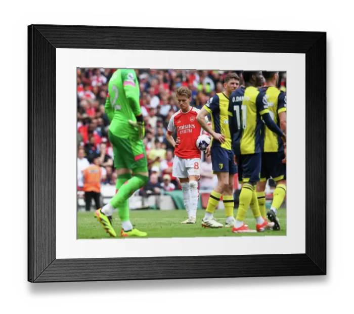 Framed Print : Arsenal FC v AFC Bournemouth - Premier League