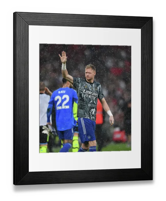 Framed Print : Manchester United v Arsenal FC - Premier League