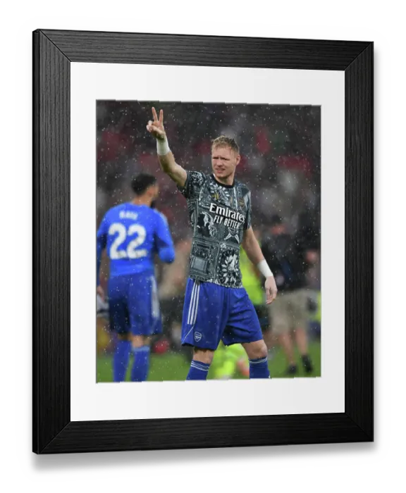 Framed Print : Manchester United v Arsenal FC - Premier League Framed Print : Manchester United v Arsenal FC - Premier League