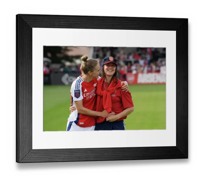 Framed Print : Arsenal FC v Brighton & Hove Albion - Barclays Women´s Super League Arsenal FC v Brighton & Hove Albion - Barclays Women´s Super League Framed Print : Arsenal FC v Brighton & Hove Albion - Barclays Women´s Super League Arsenal FC v Brighton & Hove Albion - Barclays Women´s Super League