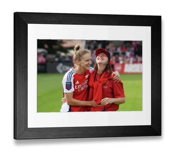 Framed Print : Arsenal FC v Brighton & Hove Albion - Barclays Women´s Super League Arsenal FC v Brighton & Hove Albion - Barclays Women´s Super League Framed Print : Arsenal FC v Brighton & Hove Albion - Barclays Women´s Super League Arsenal FC v Brighton & Hove Albion - Barclays Women´s Super League