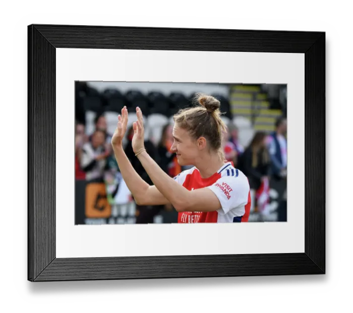Framed Print : Arsenal FC v Brighton & Hove Albion - Barclays Women´s Super League Arsenal FC v Brighton & Hove Albion - Barclays Women´s Super League
