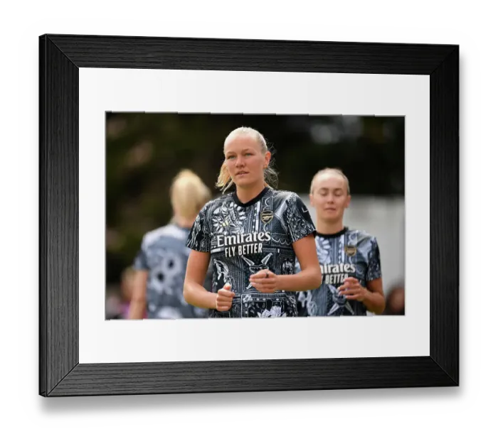 Framed Print : Arsenal FC v Brighton & Hove Albion - Barclays Women´s Super League Arsenal FC v Brighton & Hove Albion - Barclays Women´s Super League Framed Print : Arsenal FC v Brighton & Hove Albion - Barclays Women´s Super League Arsenal FC v Brighton & Hove Albion - Barclays Women´s Super League