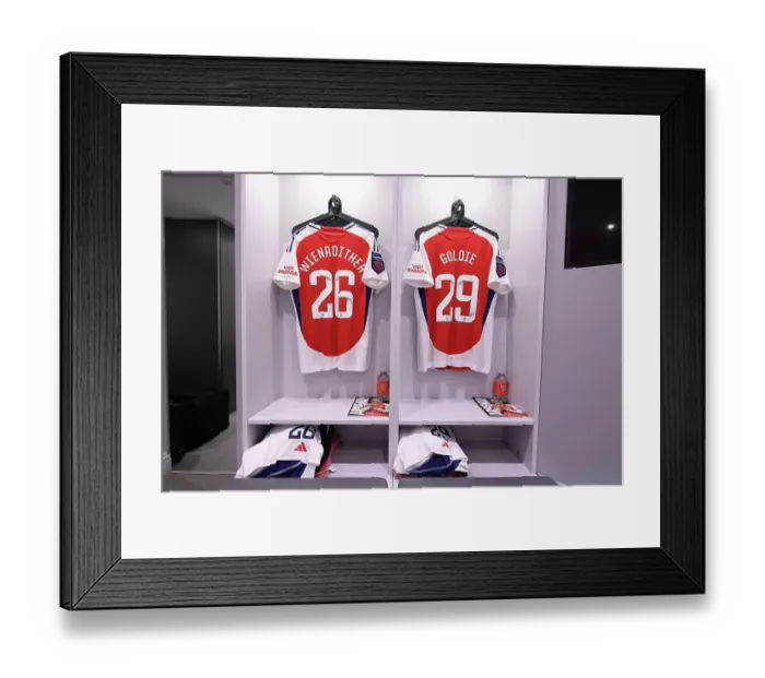 Framed Print : Arsenal FC v Brighton & Hove Albion - Barclays Women´s Super League Arsenal FC v Brighton & Hove Albion - Barclays Women´s Super League Framed Print : Arsenal FC v Brighton & Hove Albion - Barclays Women´s Super League Arsenal FC v Brighton & Hove Albion - Barclays Women´s Super League