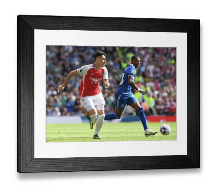 Framed Print : Arsenal FC v Everton FC - Premier League