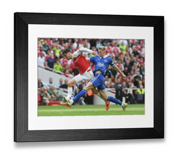 Framed Print : Arsenal FC v Everton FC - Premier League