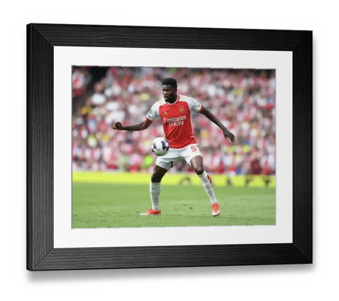 Framed Print : Arsenal FC v Everton FC - Premier League Framed Print : Arsenal FC v Everton FC - Premier League