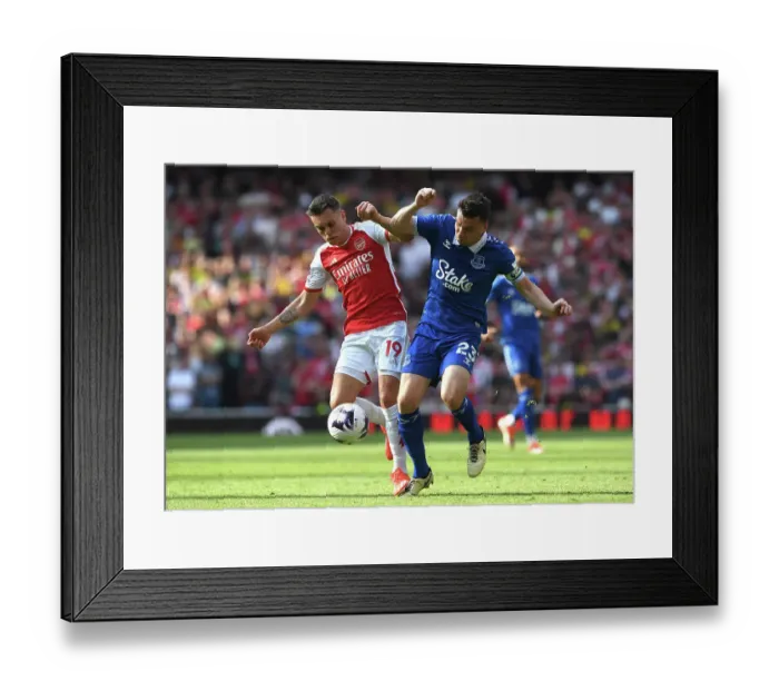 Framed Print : Arsenal FC v Everton FC - Premier League Framed Print : Arsenal FC v Everton FC - Premier League