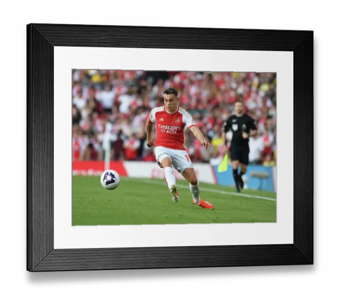 Framed Print : Arsenal FC v Everton FC - Premier League