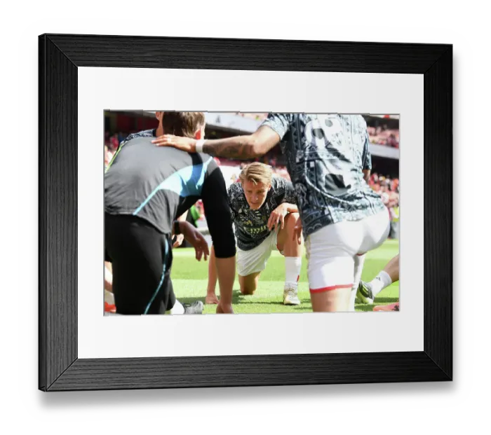 Framed Print : Arsenal FC v Everton FC - Premier League Framed Print : Arsenal FC v Everton FC - Premier League