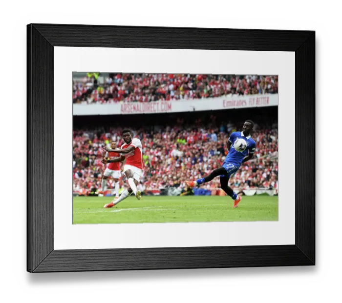 Framed Print : Arsenal FC v Everton FC - Premier League