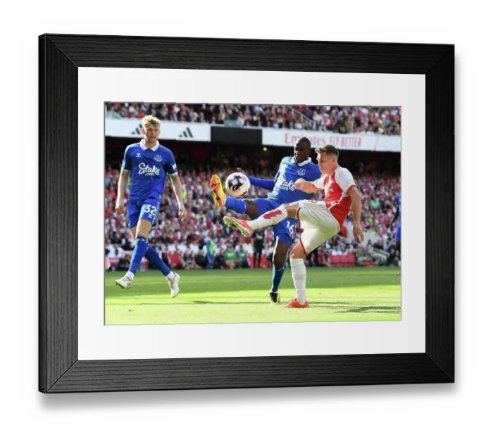 Framed Print : Arsenal FC v Everton FC - Premier League Framed Print : Arsenal FC v Everton FC - Premier League