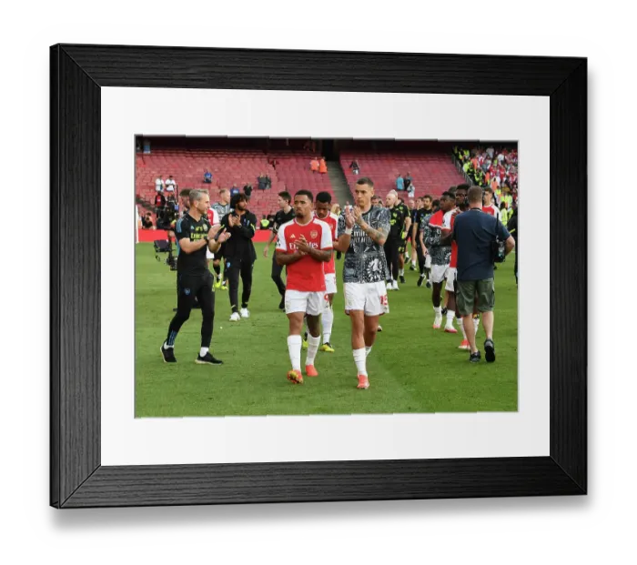 Framed Print : Arsenal FC v Everton FC - Premier League