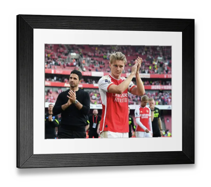 Framed Print : Arsenal FC v Everton FC - Premier League