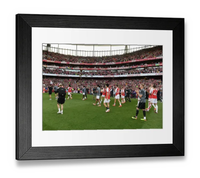 Framed Print : Arsenal FC v Everton FC - Premier League Framed Print : Arsenal FC v Everton FC - Premier League