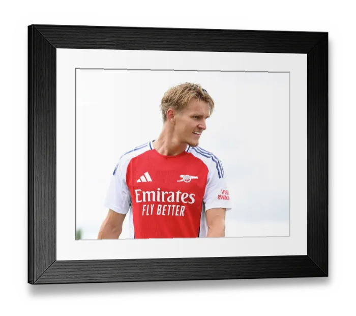Framed Print : Arsenal XI v Leyton Orient XI: Pre-Season Friendly