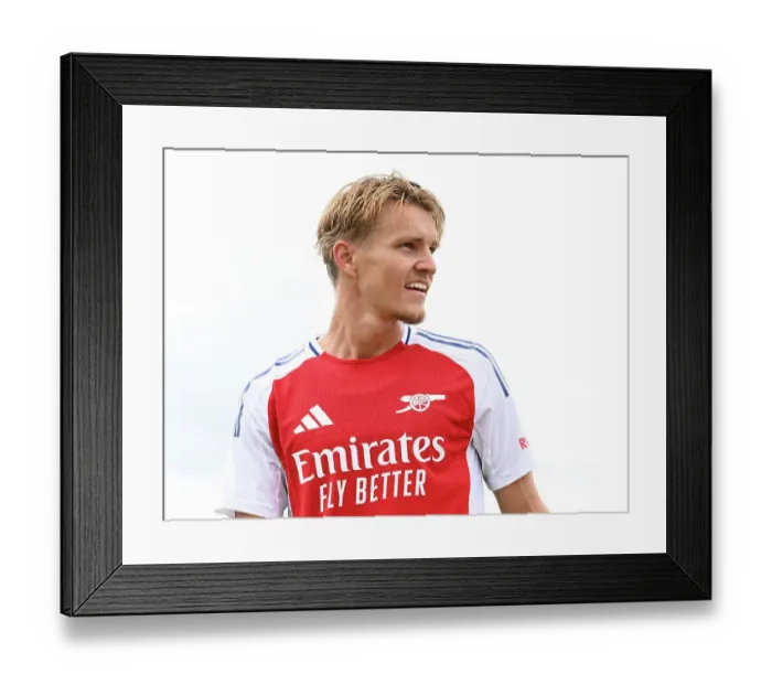 Framed Print : Arsenal XI v Leyton Orient XI: Pre-Season Friendly