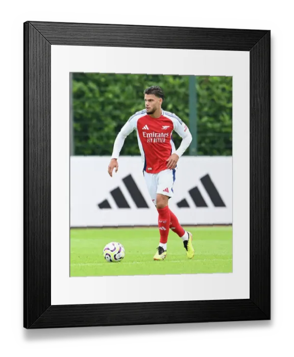 Framed Print : Arsenal XI v Leyton Orient XI: Pre-Season Friendly
