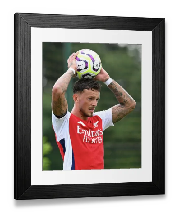 Framed Print : Arsenal XI v Leyton Orient XI: Pre-Season Friendly
