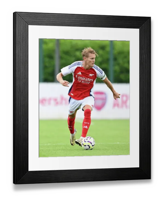 Framed Print : Arsenal XI v Leyton Orient XI: Pre-Season Friendly