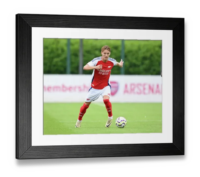 Framed Print : Arsenal XI v Leyton Orient XI: Pre-Season Friendly