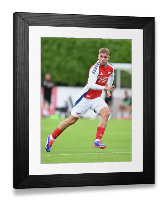 Framed Print : Arsenal XI v Leyton Orient XI: Pre-Season Friendly